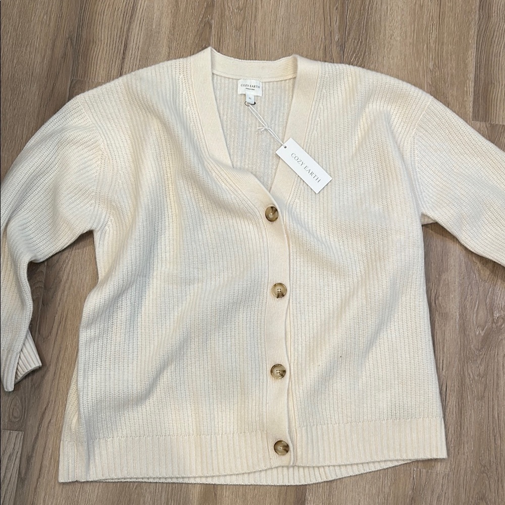 Women's Cream Sweater
